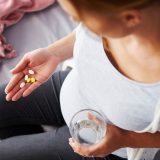 Vitaminas e suplementos essenciais para levar nas viagens