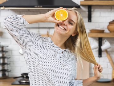 Receitas fáceis e saudáveis com laranja para adoçar seu dia