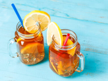 Receitas de chá gelado: dicas de drinks e bebidas fáceis
