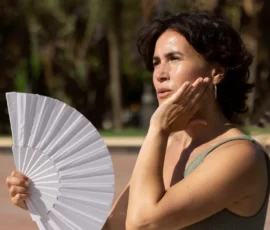 Bem-estar feminino no verão: como o calor impacta humor, energia e inchaço